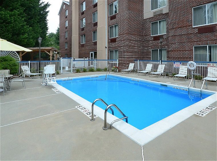 Greensboro Airport 1