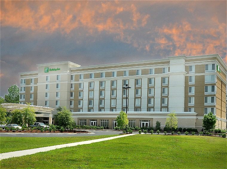 Raleigh-Durham Airport 1