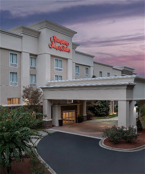 Hilton Garden Inn hotel exterior